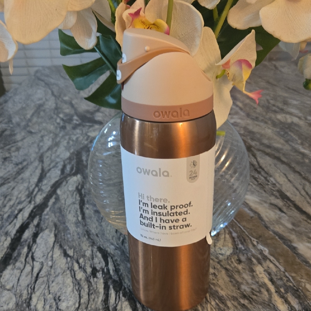 Insulated Water Bottle - Brown